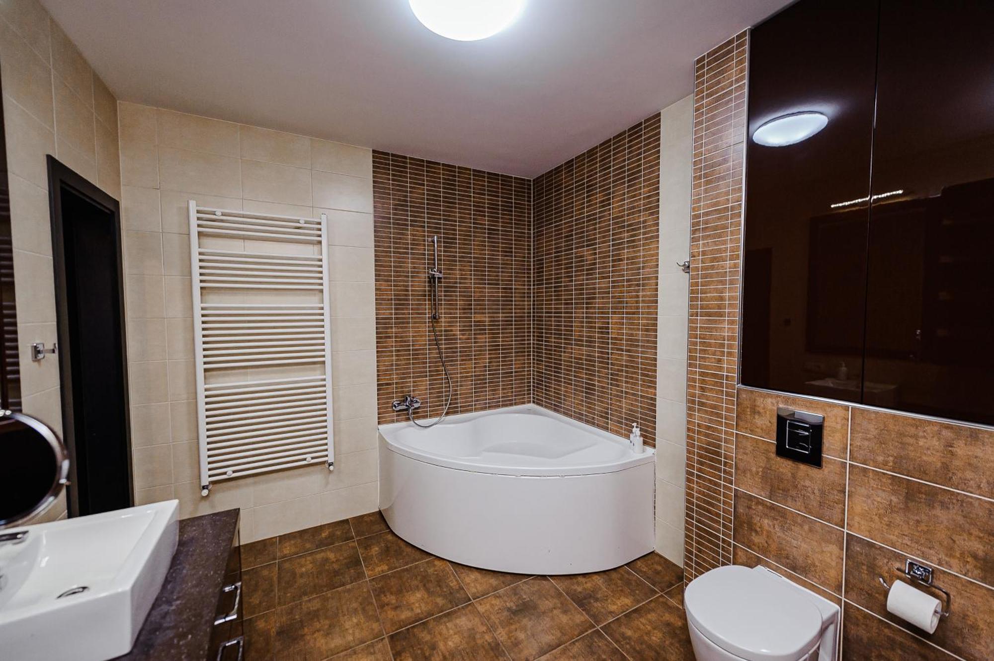 Apartment Spacious Close To Valea Trandafirelor Park! Chisinau
