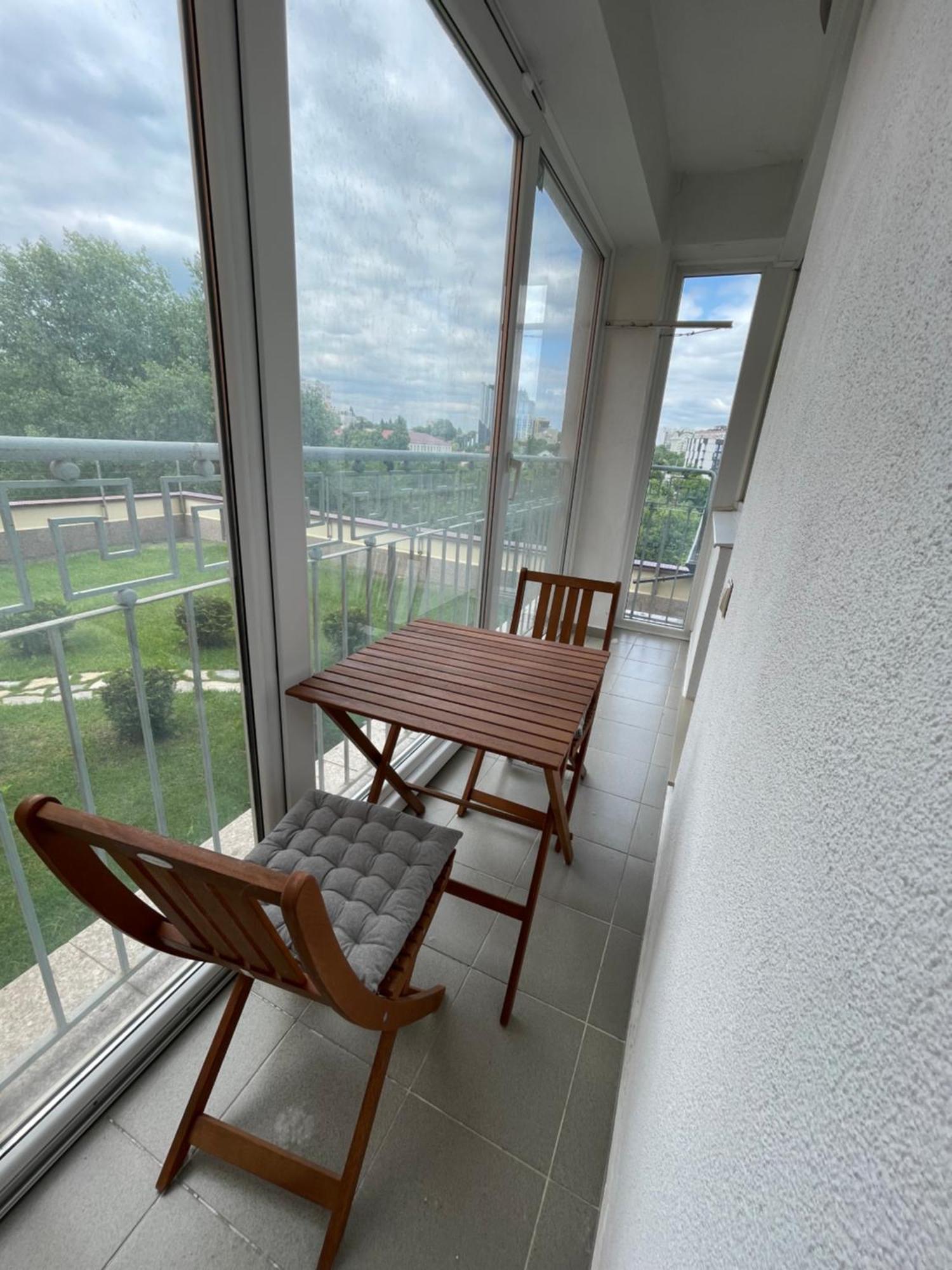 Spacious Close To Valea Trandafirelor Park! Kischinau
